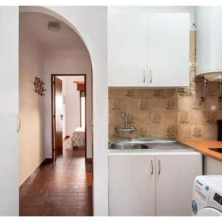 Joivy Adorable Flat With Balcony